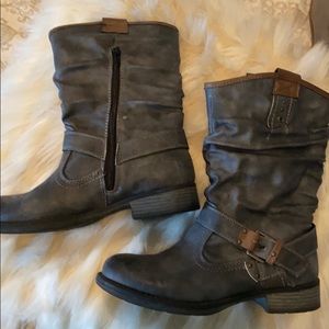 Gray boots
